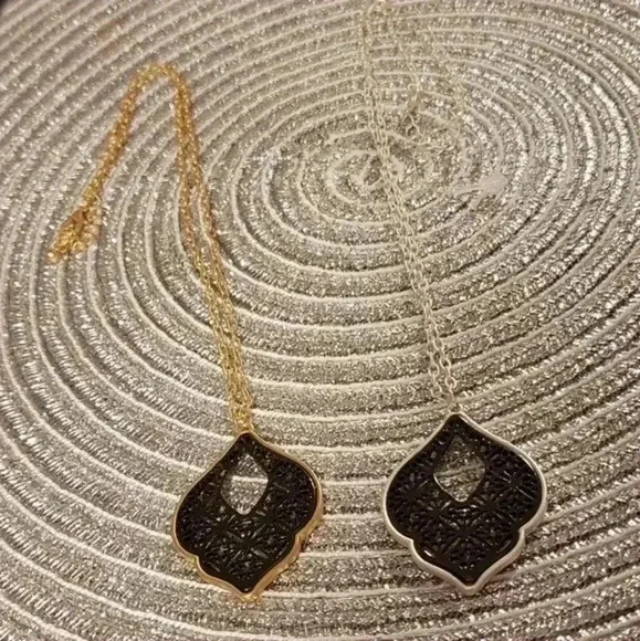 SET OF 2 BLACK GOLD SILVER NECKLACES - Picture 3 of 4